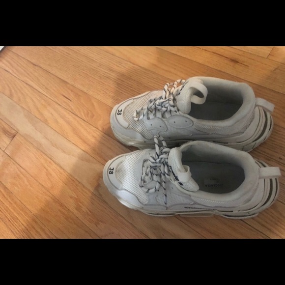 Triple S Sneakers - Picture 4 of 5